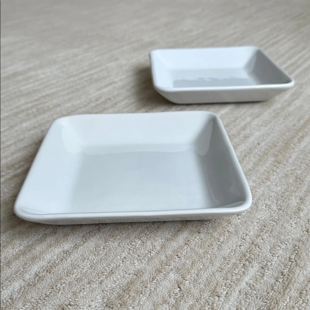 Set of 2 Pampered Chef Simple Additions Appetizer Salad Dessert Plates White 7”